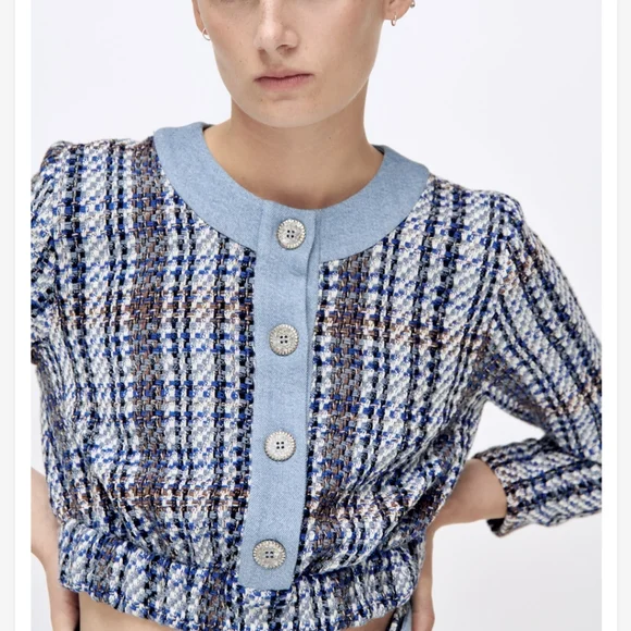 ✨Brand new Zara Combination Textured Crop Top(ONLY) - Picture 4 of 7